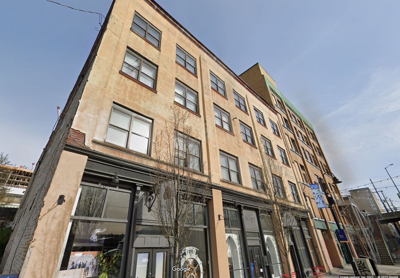 612 Columbia St, 4th floor,     New Westminster